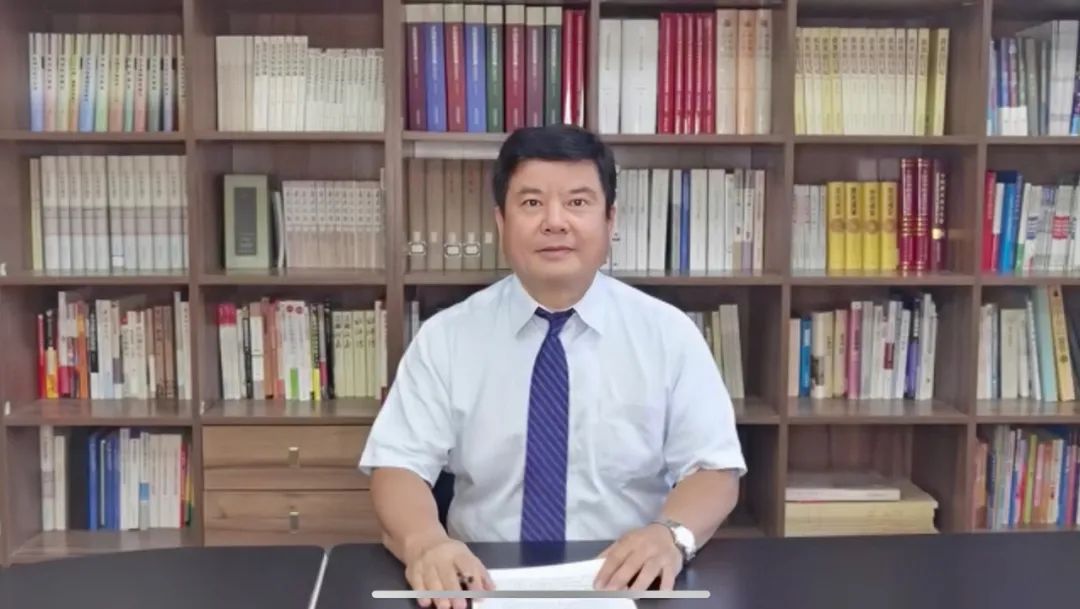 3.中華職業(yè)教育社黨組書記、總干事方乃純.jpg